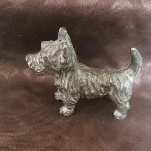 Other - Dog figurine silver or gray !